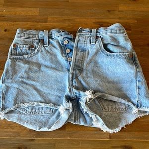 Levi 501 Jean shorts